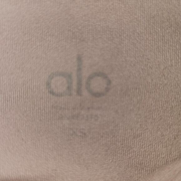 Alo Yoga high waisted Epic leggings size XSmall - Picture 7 of 10